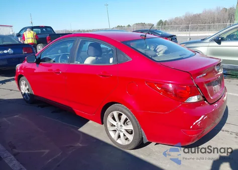 2013 Hyundai Accent Gls z USA, uszkodzony, nr VIN KMHCU4AE3DU321043